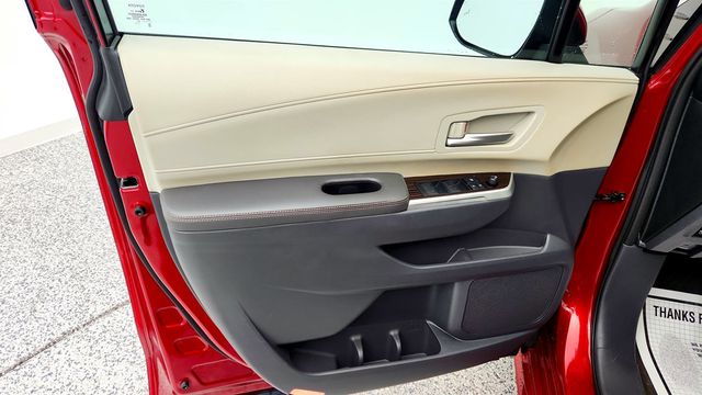 2021 Toyota Sienna XLE, 7-Seating - 22971265 - 10