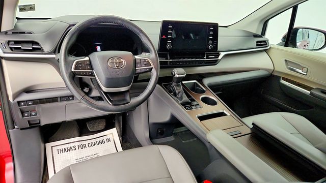 2021 Toyota Sienna XLE, 7-Seating - 22971265 - 12