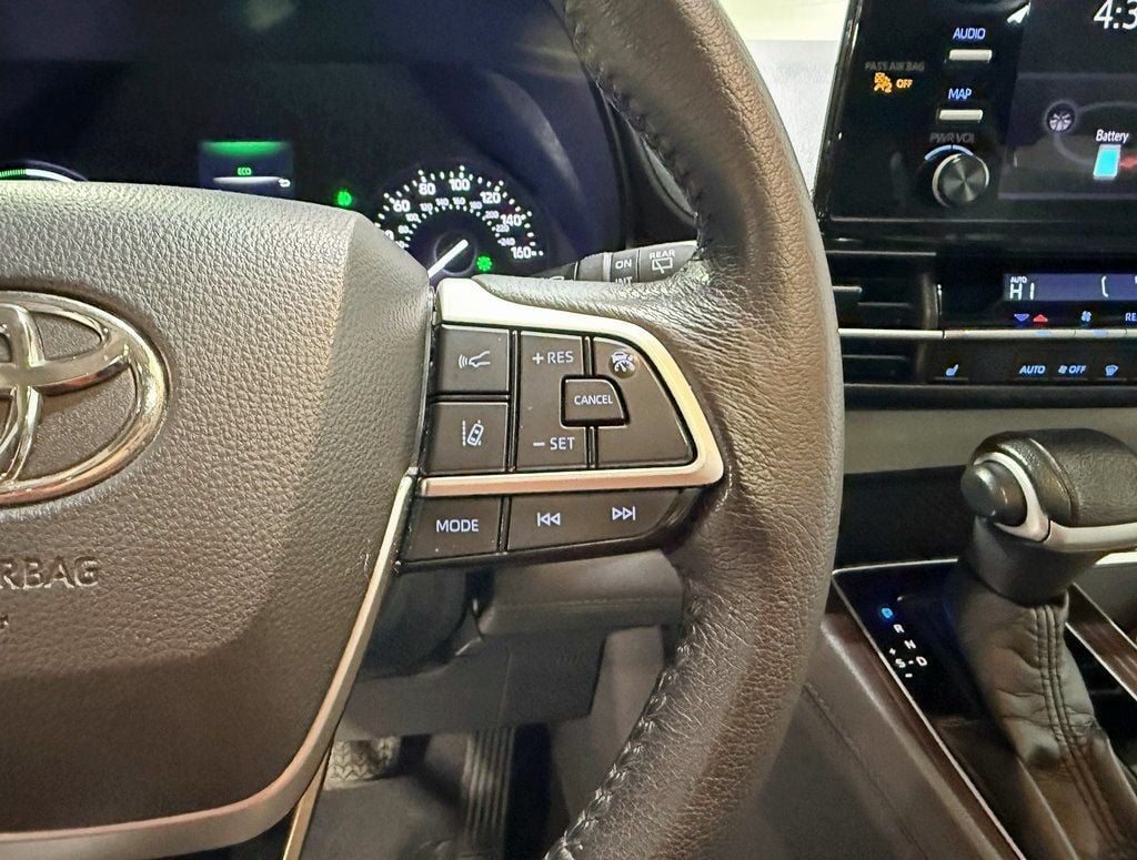 2021 Toyota Sienna XLE AWD 7-Passenger - 22952183 - 12