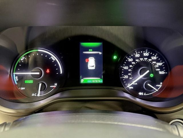 2021 Toyota Sienna XLE AWD 7-Passenger - 22952183 - 15