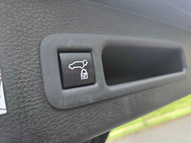 2021 Toyota Sienna XLE FWD 7-Passenger - 23005718 - 19