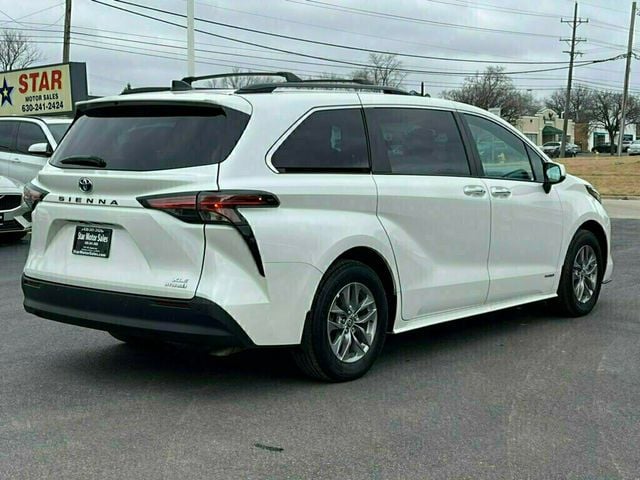 2021 Toyota Sienna XLE FWD 7-Passenger - 22765451 - 8