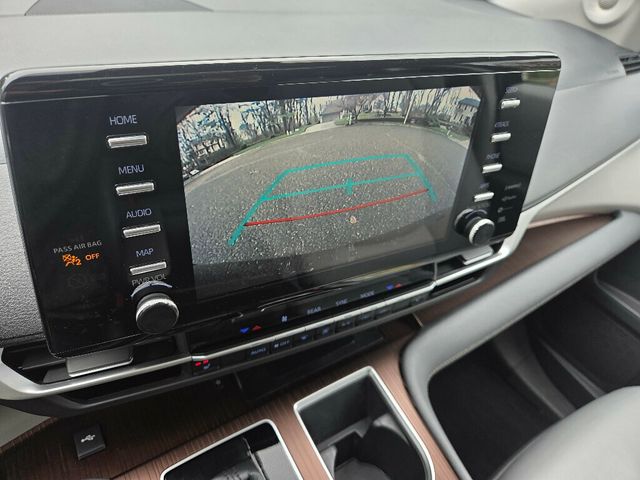 2021 Toyota Sienna XLE FWD 8-Passenger - 23005718 - 27