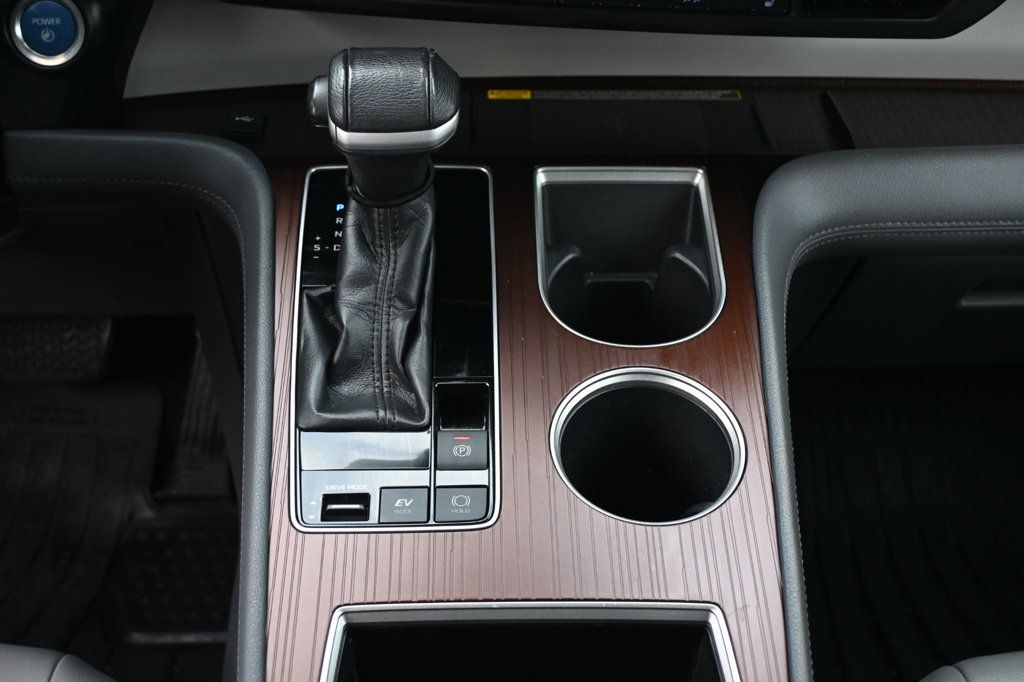 Toyota Sienna photo 10