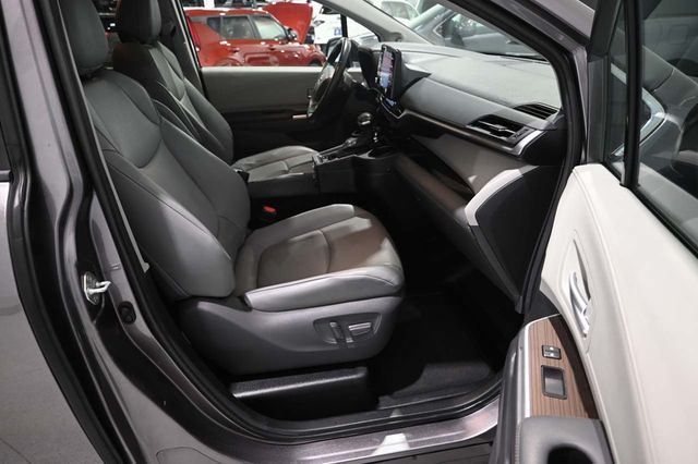 2021 Toyota Sienna XLE Mobility Handicap Van - 23044283 - 14