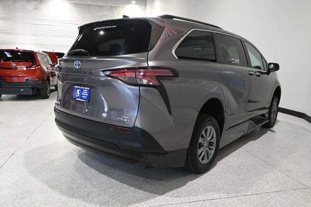 2021 Toyota Sienna XLE Mobility Handicap Van - 23044283 - 5