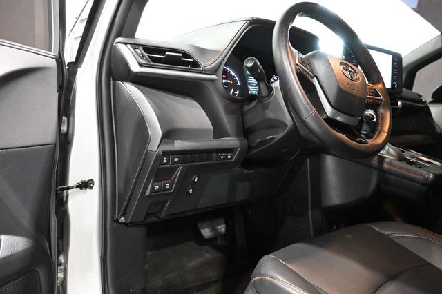 2021 Toyota Sienna XSE AWD 7-Passenger - 23100682 - 30