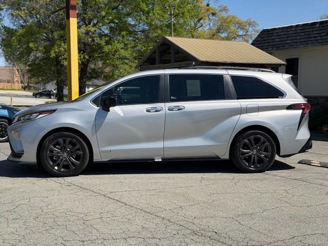 2021 Toyota Sienna XSE FWD 7-Passenger - 23003235 - 5