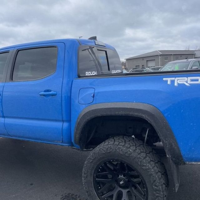 2021 Toyota Tacoma TRD Off-Road - 22693718 - 8