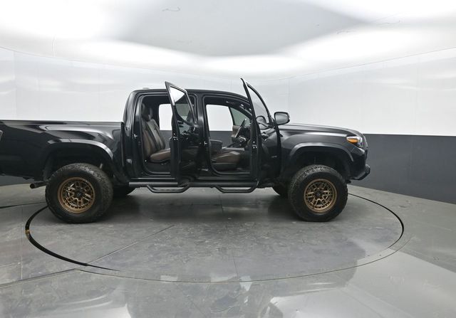 2021 Toyota Tacoma 2WD Limited Double Cab 5' Bed V6 Automatic - 23016061 - 38