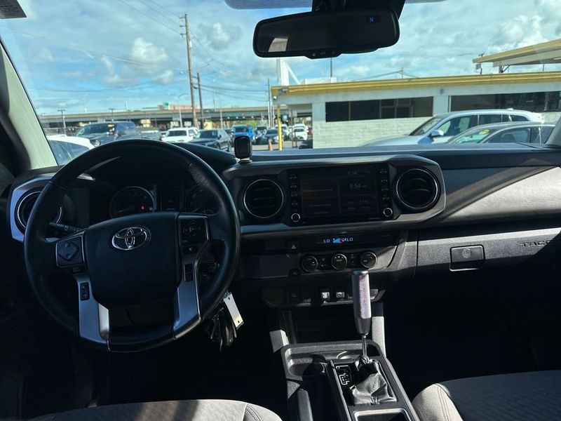 2021 Toyota Tacoma SR5 Double Cab V6 photo 12