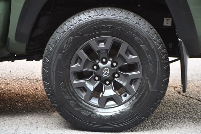 2021 Toyota Tacoma 2WD SR5 Double Cab 5' Bed V6 Automatic - 22886058 - 13