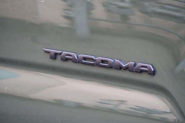 2021 Toyota Tacoma 2WD SR5 Double Cab 5' Bed V6 Automatic - 22886058 - 16