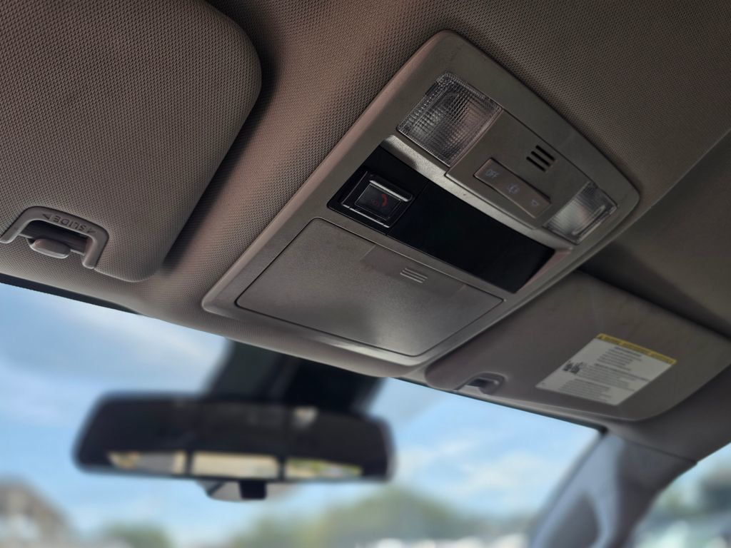 2021 Toyota Tacoma 2WD SR Double Cab 5' Bed I4 Automatic - 22992033 - 21