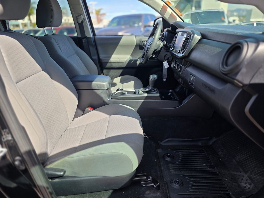 2021 Toyota Tacoma 2WD SR Double Cab 5' Bed I4 Automatic - 22992033 - 4