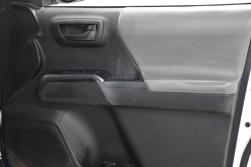 2021 Toyota Tacoma 2WD SR Double Cab 5' Bed I4 Automatic - 23093941 - 16