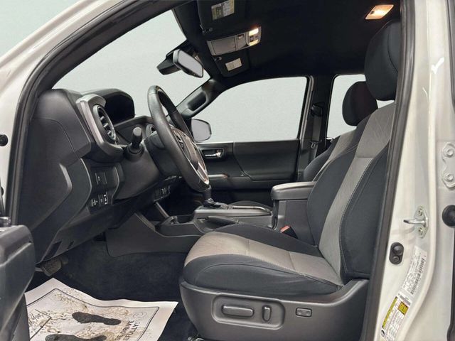 2021 Toyota Tacoma 2WD TRD Sport Double Cab 5' Bed V6 Automatic - 23015653 - 11