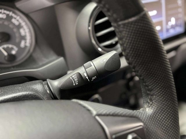 2021 Toyota Tacoma 2WD TRD Sport Double Cab 5' Bed V6 Automatic - 23015653 - 31