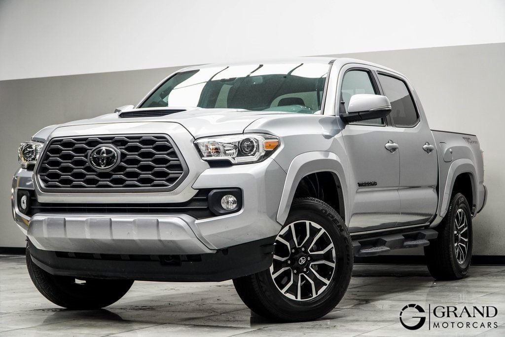 Used 2021 Toyota Tacoma TRD Sport with VIN 5TFAZ5CN4MX105166 for sale in Kennesaw, GA