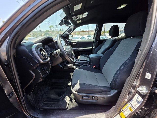 2021 Toyota Tacoma 4WD  - 22873201 - 17
