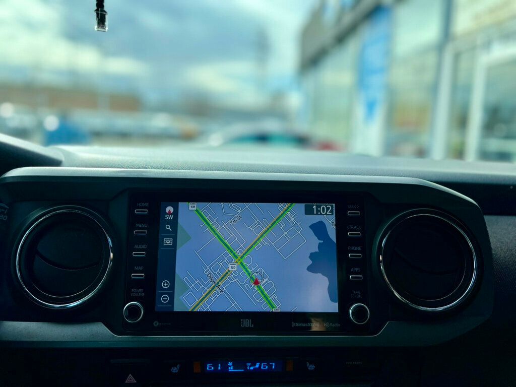 2021 Toyota Tacoma 4WD DOUBLE CAB - 22989457 - 30