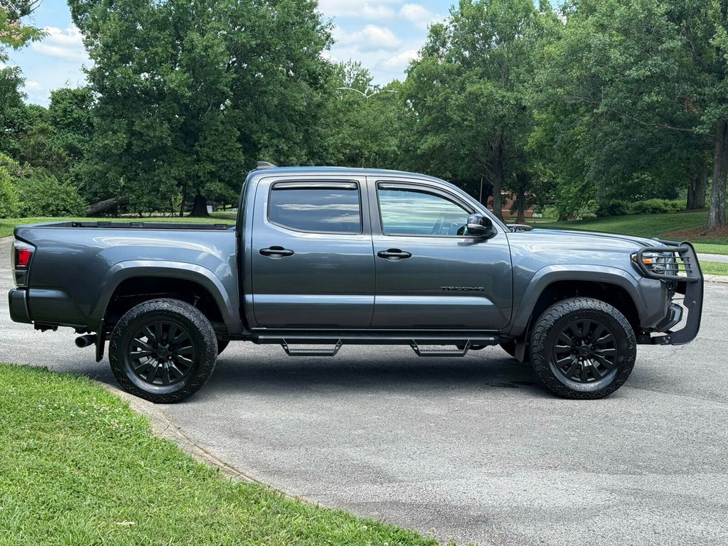 2021 Toyota Tacoma 4WD Limited, 4x4, Nightshade Edition, Leather, Carplay - 23044937 - 10