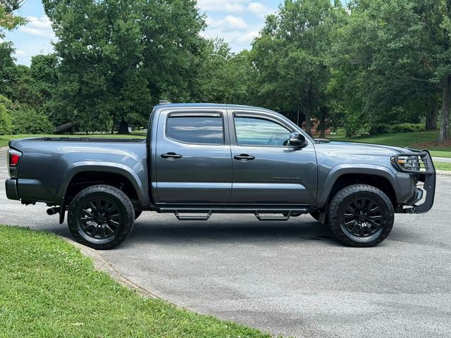 2021 Toyota Tacoma 4WD Limited, 4x4, Nightshade Edition, Leather, Carplay - 23044937 - 10