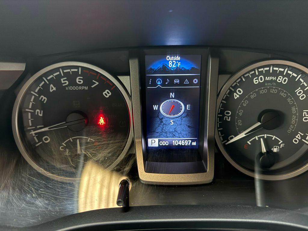 2021 Toyota Tacoma 4WD Limited, 4x4, Nightshade Edition, Leather, Carplay - 23044937 - 19