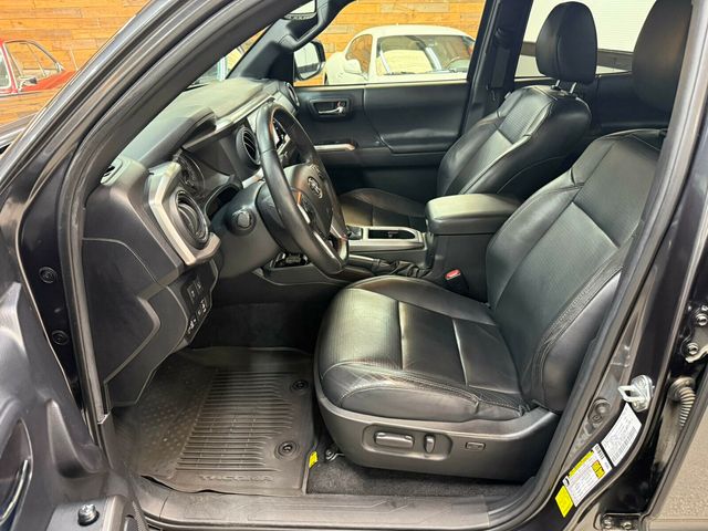 2021 Toyota Tacoma 4WD Limited, 4x4, Nightshade Edition, Leather, Carplay - 23044937 - 24