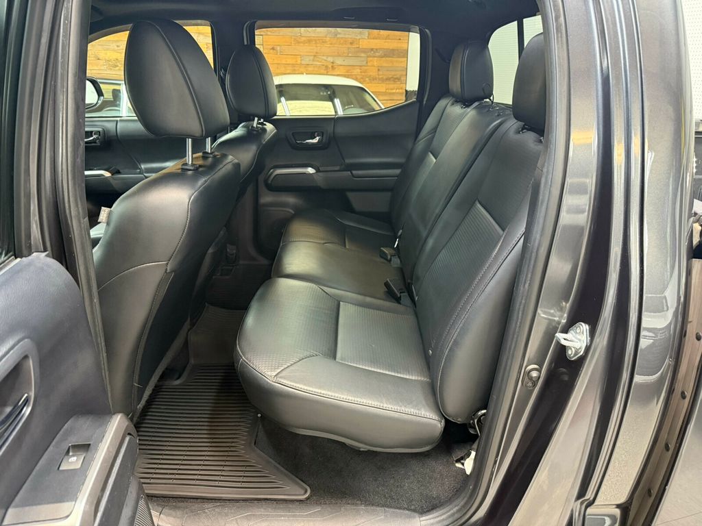 2021 Toyota Tacoma 4WD Limited, 4x4, Nightshade Edition, Leather, Carplay - 23044937 - 26