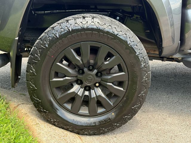 2021 Toyota Tacoma 4WD Limited, 4x4, Nightshade Edition, Leather, Carplay - 23044937 - 32