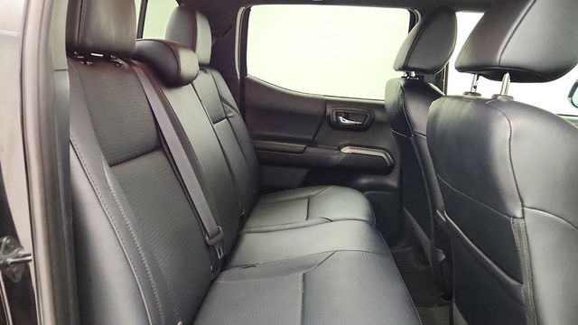 2021 Toyota Tacoma 4WD Limited 4x4 w/ Nightshade Edition, Tube Steps & Tonneau Cover - 23094167 - 24
