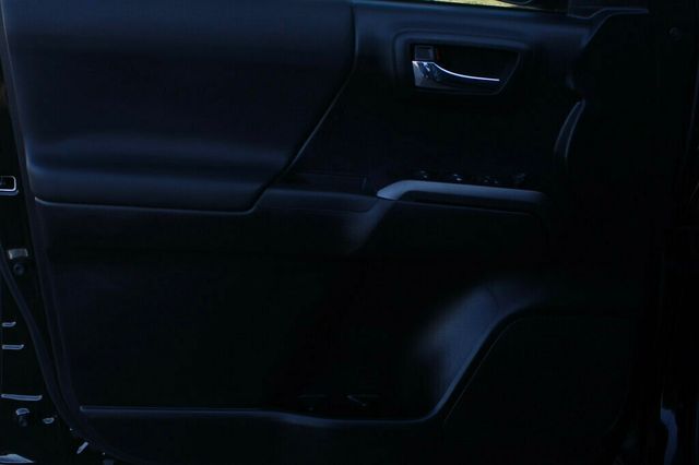 2021 Toyota Tacoma 4WD ONE OWNER TRD OFF ROAD DOUBLE CAB  - 22938045 - 19