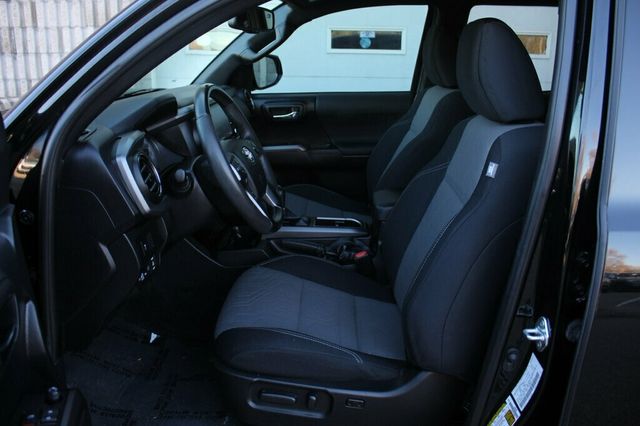 2021 Toyota Tacoma 4WD ONE OWNER TRD OFF ROAD DOUBLE CAB  - 22938045 - 22