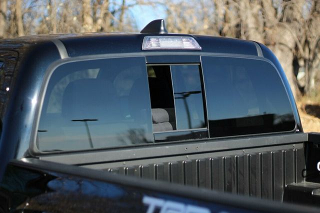 2021 Toyota Tacoma 4WD ONE OWNER TRD OFF ROAD DOUBLE CAB  - 22938045 - 5