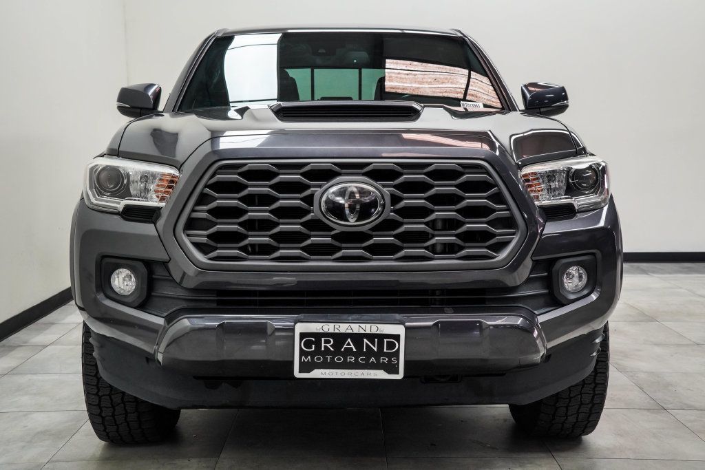 Toyota Tacoma photo 7