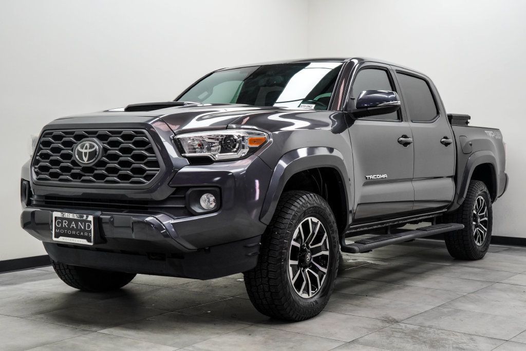 Toyota Tacoma photo 8