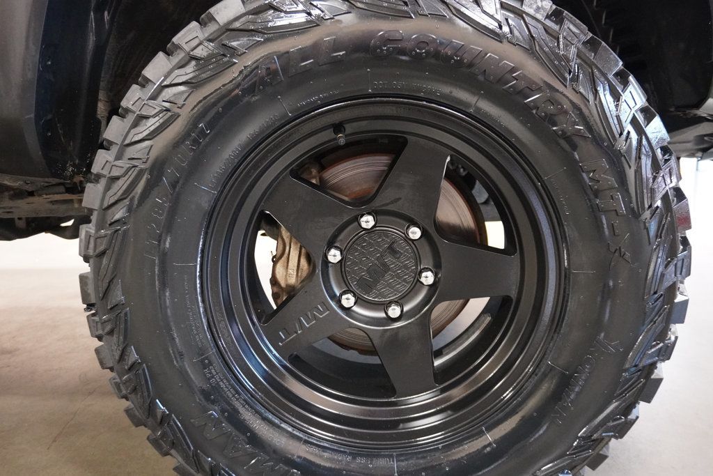 2021 Toyota Tacoma TRD Double Cab V6 photo 12