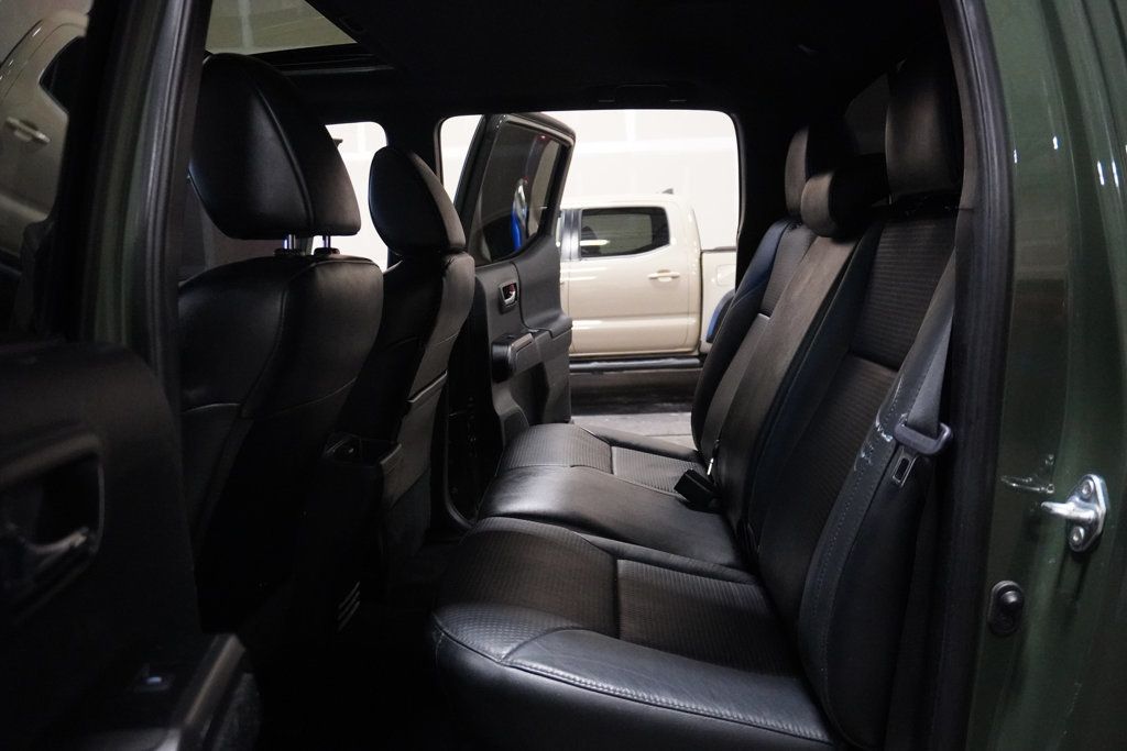 2021 Toyota Tacoma TRD Double Cab V6 photo 6