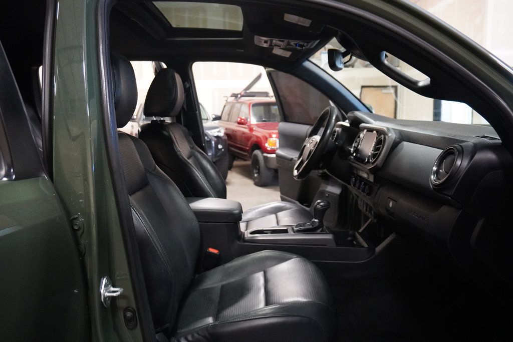 2021 Toyota Tacoma TRD Double Cab V6 photo 7