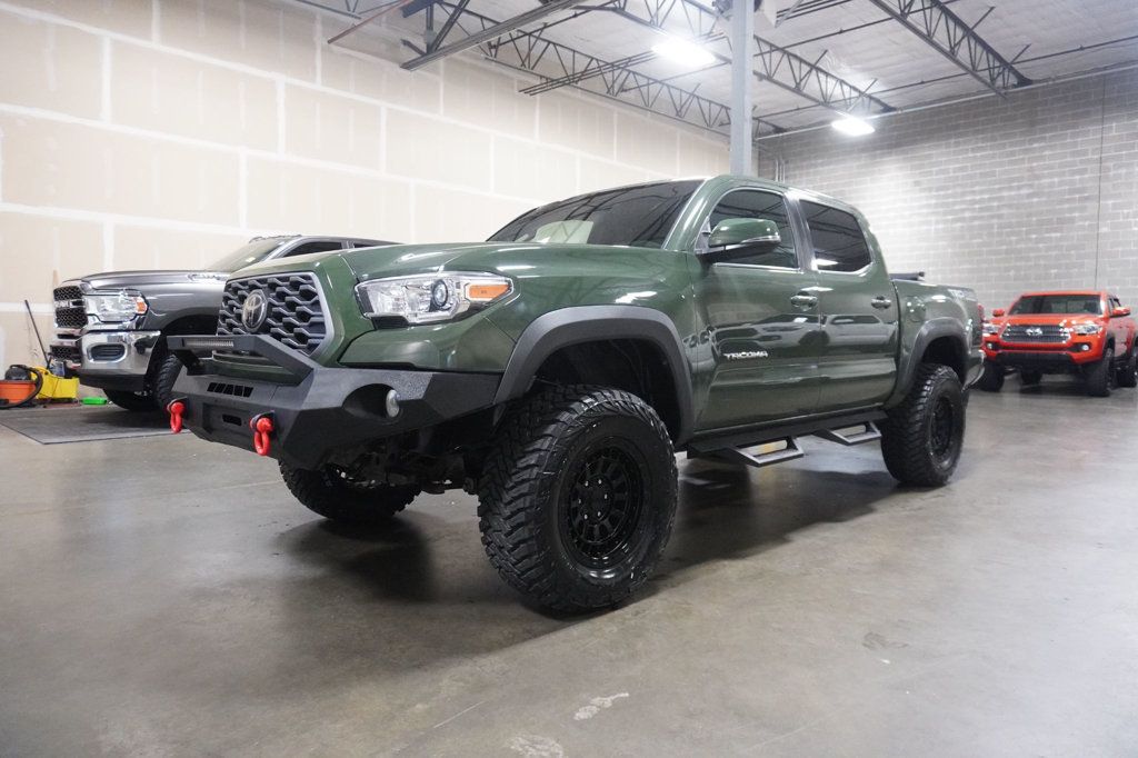 2021 Toyota Tacoma TRD Double Cab V6 photo 2