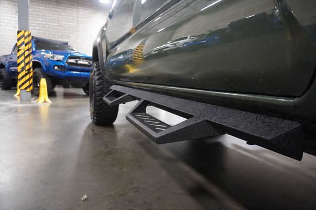 2021 Toyota Tacoma 4WD TRD Off Road Double Cab 5' Bed V6 Automatic - 22927262 - 8