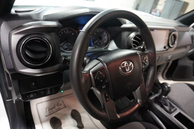 2021 Toyota Tacoma 4WD TRD Off Road Double Cab 5' Bed V6 Automatic - 23064001 - 7
