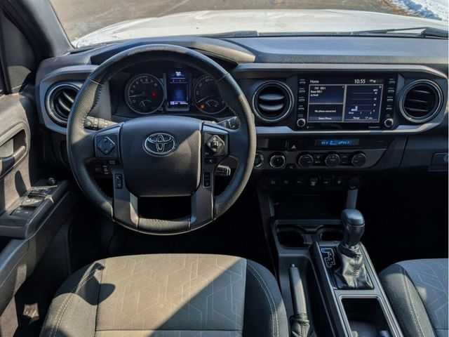 2021 Toyota Tacoma 4WD TRD Off Road Double Cab 5' Bed V6 Automatic - 22973489 - 22