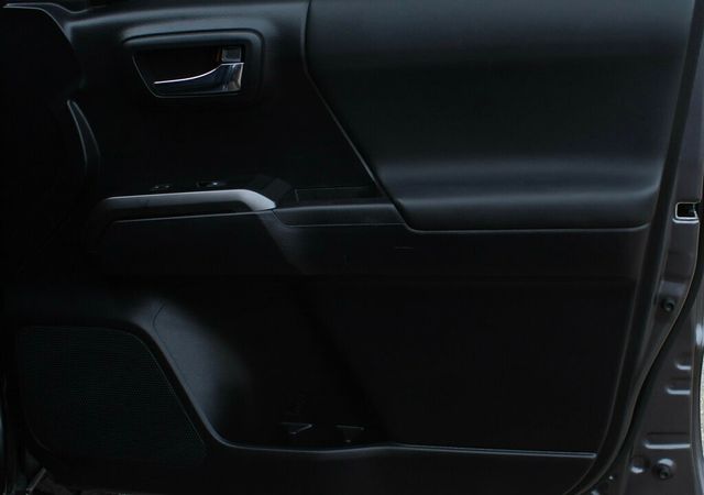 2021 Toyota Tacoma 4WD TRD OFF ROAD W/ TECHNOLOGY PACKAGE - 22934352 - 3