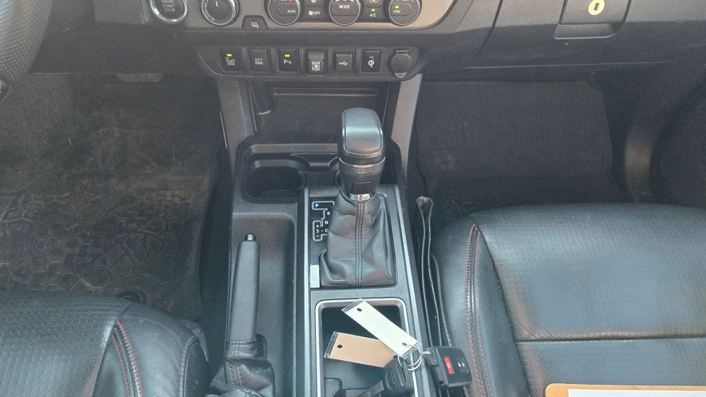 2021 Toyota Tacoma 4WD TRD PRO - 22985682 - 19