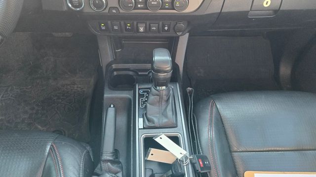 2021 Toyota Tacoma 4WD TRD PRO - 22985682 - 19