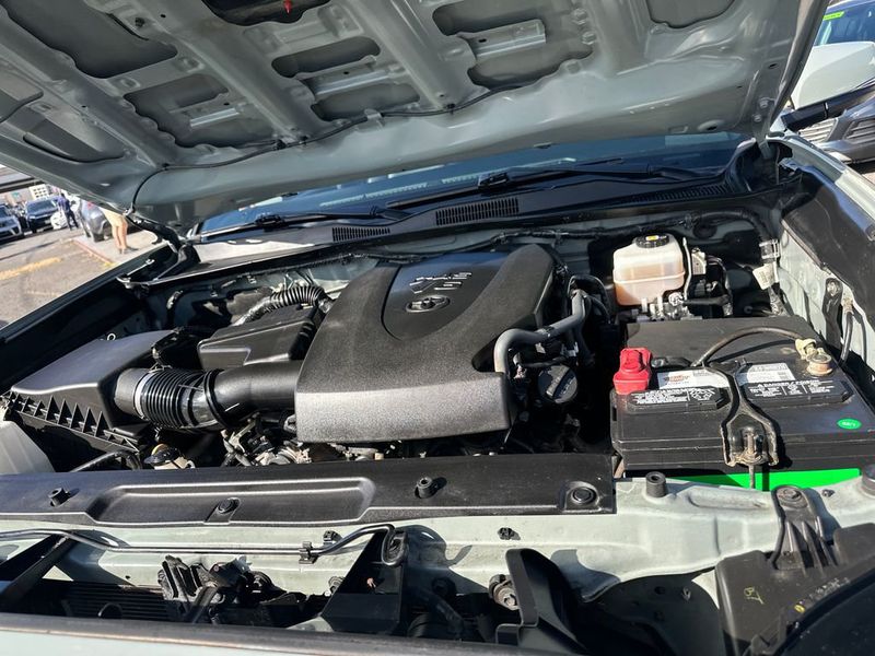 2021 Toyota Tacoma 4WD TRD Pro Double Cab 5' Bed V6 Automatic - 23056368 - 21