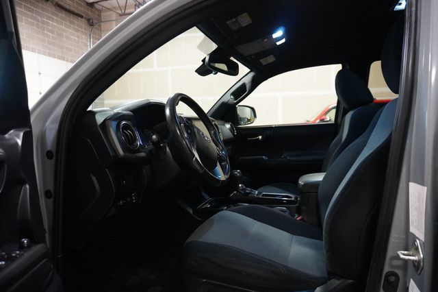 2021 Toyota Tacoma 4WD TRD Sport Double Cab 5' Bed V6 Automatic - 23012054 - 6