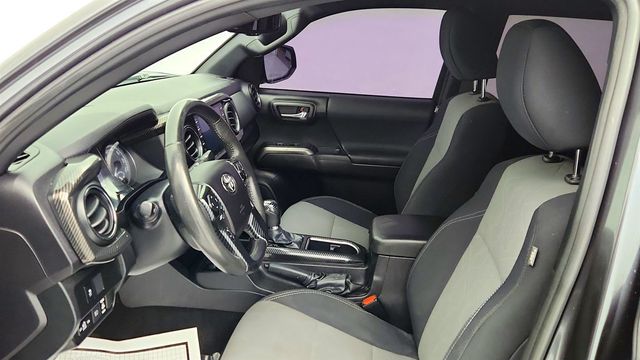 2021 Toyota Tacoma 4WD TRD Sport Double Cab 5' Bed V6 Automatic with Technology Package - 22971714 - 19